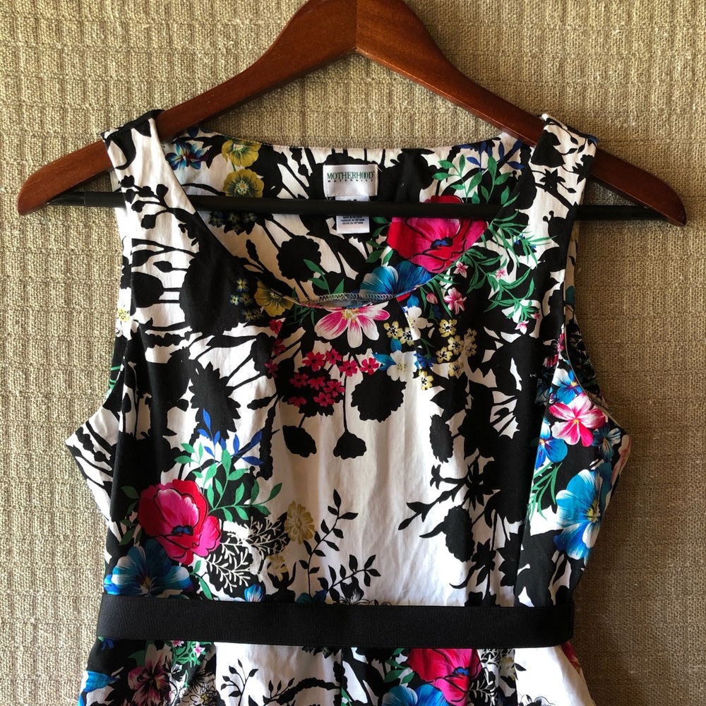 Fresh Floral Summer Maternity Dress by Motherhood